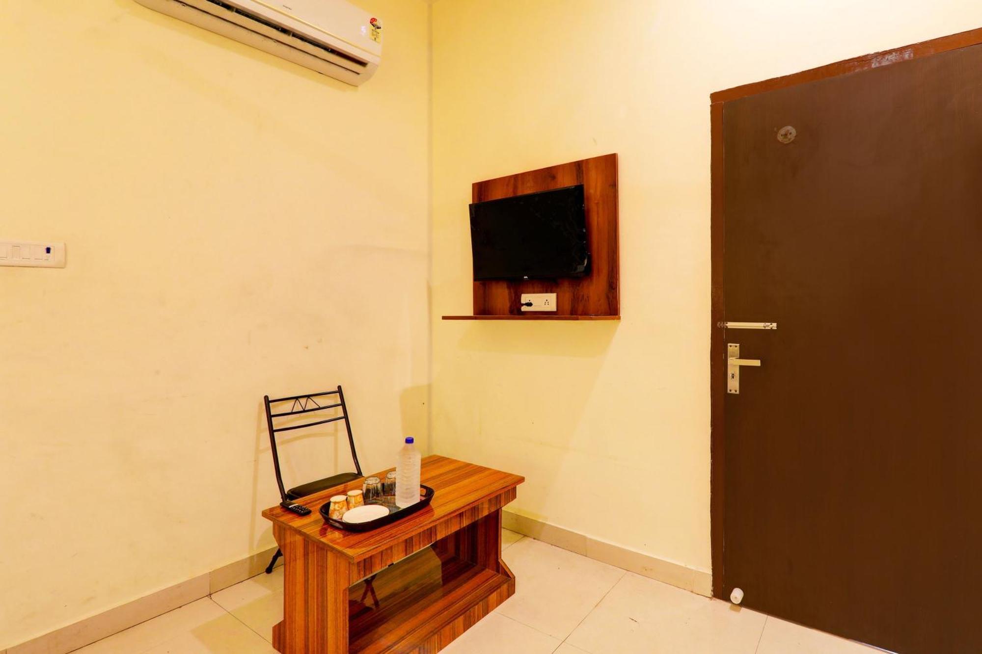 Hotel O Sr Grand Gorakhpur Eksteriør billede